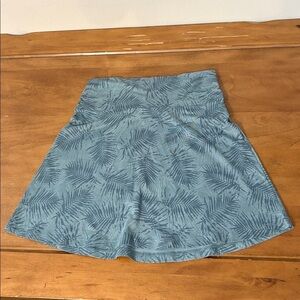 Kuhl Blue Leaf Print Skirt Size Medium